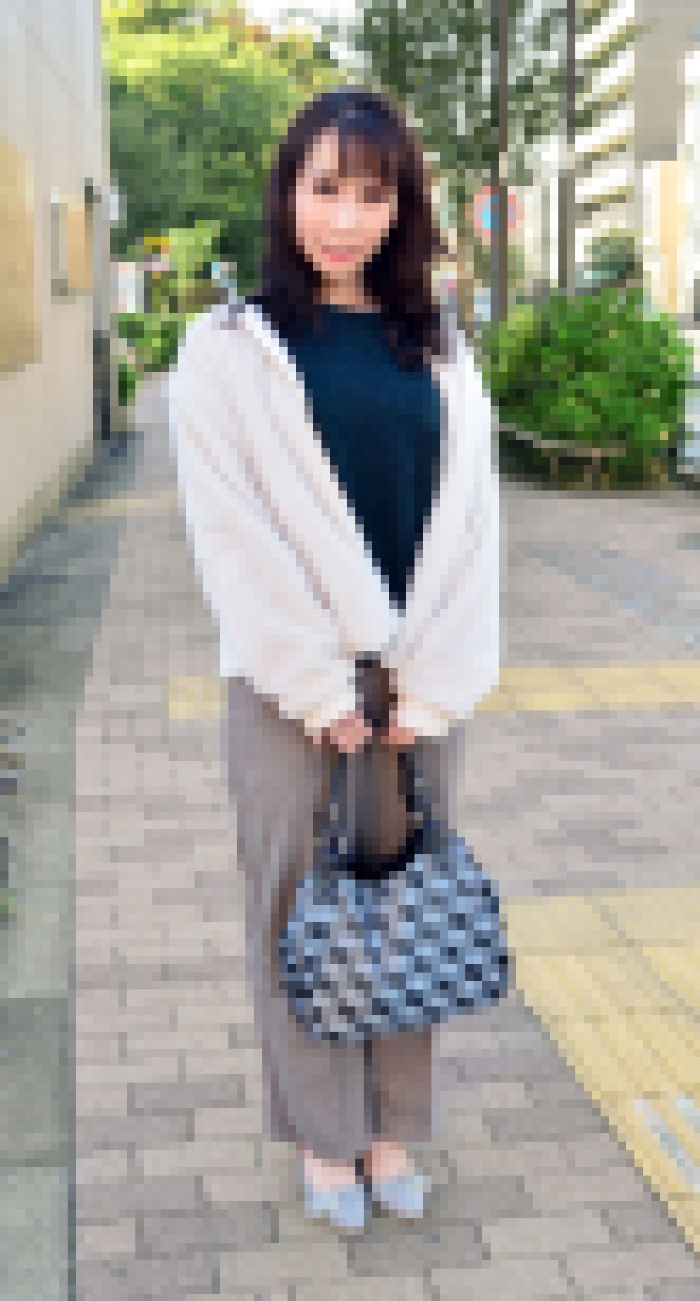 【個人】ホス狂いのセレブ妻ハメ撮り流出。バレエ講師の人妻が２０歳年下の生肉棒で柔軟な体が壊れるほどイキまくる【初回特別価格】　サンプル画像