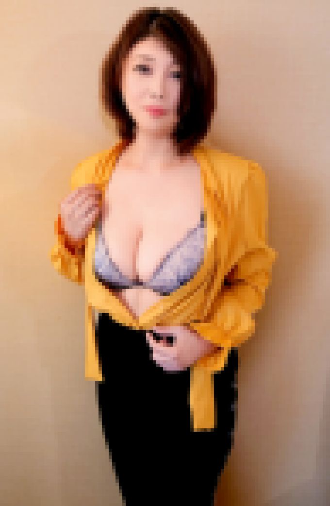 【個人】卑猥すぎる熟した身体の人妻４８歳をハメる。ガチムチ青年にガン勃ち黒乳首を摘まみ上げられ汁の滴るマンコに他人棒ブチ込まれるいいなり熟女【初回特別価格】　サンプル画像