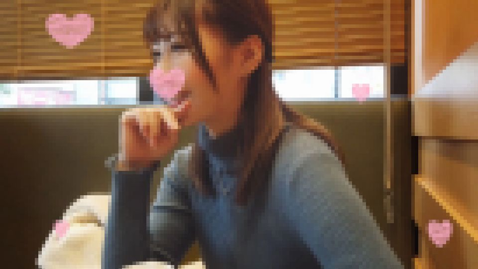 【鬼チンポ x 人妻】個人撮影 26歳 一途な子持ちママ ゆうりさん 夫としか経験のない人妻が初めて不倫巨根に突かれてガックガクにイキ乱れる！首絞めトランス絶頂で夫以外で初めての中出し。　画像