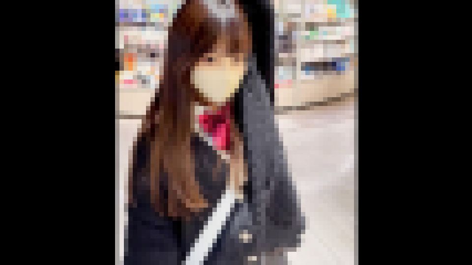 【顔出しサンプル公開中】2025年芸能活動開始”ミス〇〇グランプリ受賞＆初ソロ表紙の18歳”完全独占撮影。『4K完全版』期間限定公開。※無くなり次第終了 うらら 画像