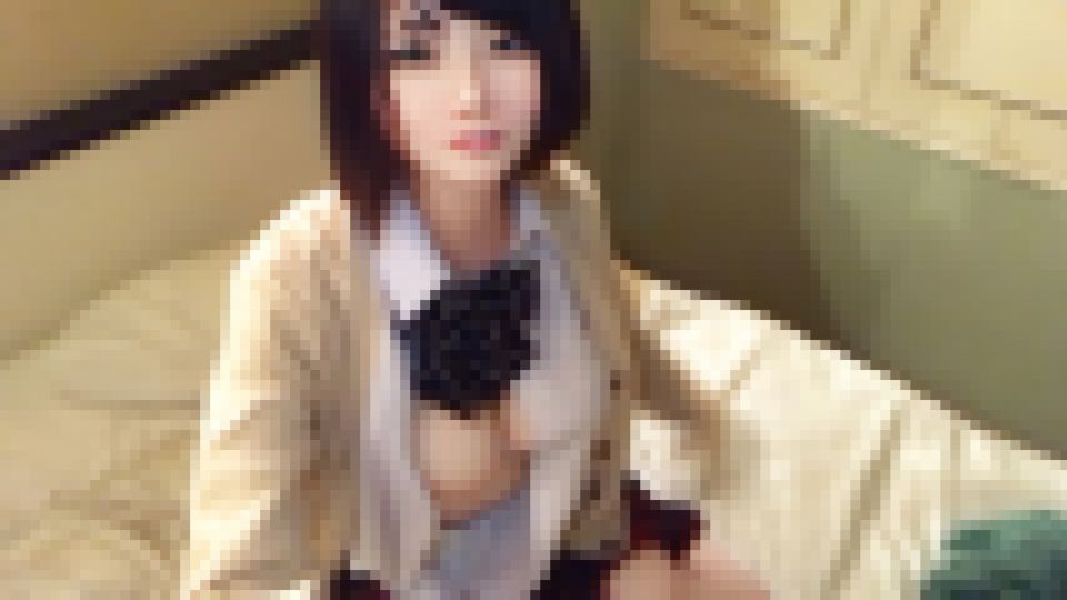 【数日限り】18歳で衝撃のIカップ！テニス部部長のしおりちゃん。練習終わりに撮影したプライベートハメ撮り。背徳感溢れる爆乳色白ボディを揉みしだいた大量中出し記録。 素人 サンプル画像