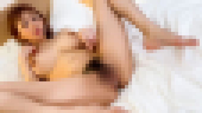 《個人撮影》芸能タレント　巨乳スーパーコンパニオン２３歳に中出し　隠し撮り　無料画像2