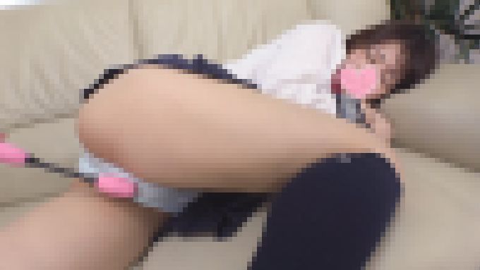 《顔出し・個撮》元バンド系アイドルとコスプレSEX?抜群の感度で従順になるハメ撮り　サンプル画像7