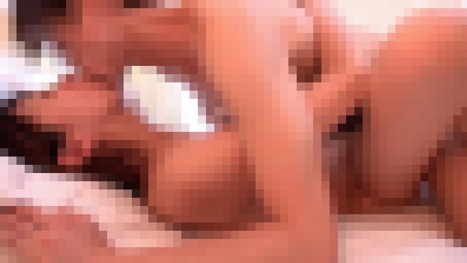 【個人】母の友人５３歳をホテルに連れ込み生ハメするD・K。熟した軟乳を野外で晒し羞恥の中、絶頂する人妻【初回特別価格】　サンプル画像6