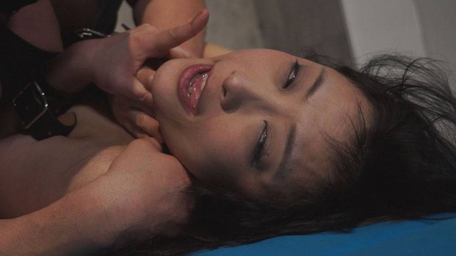 【HD】SM女王様を首絞め8　サンプル画像06