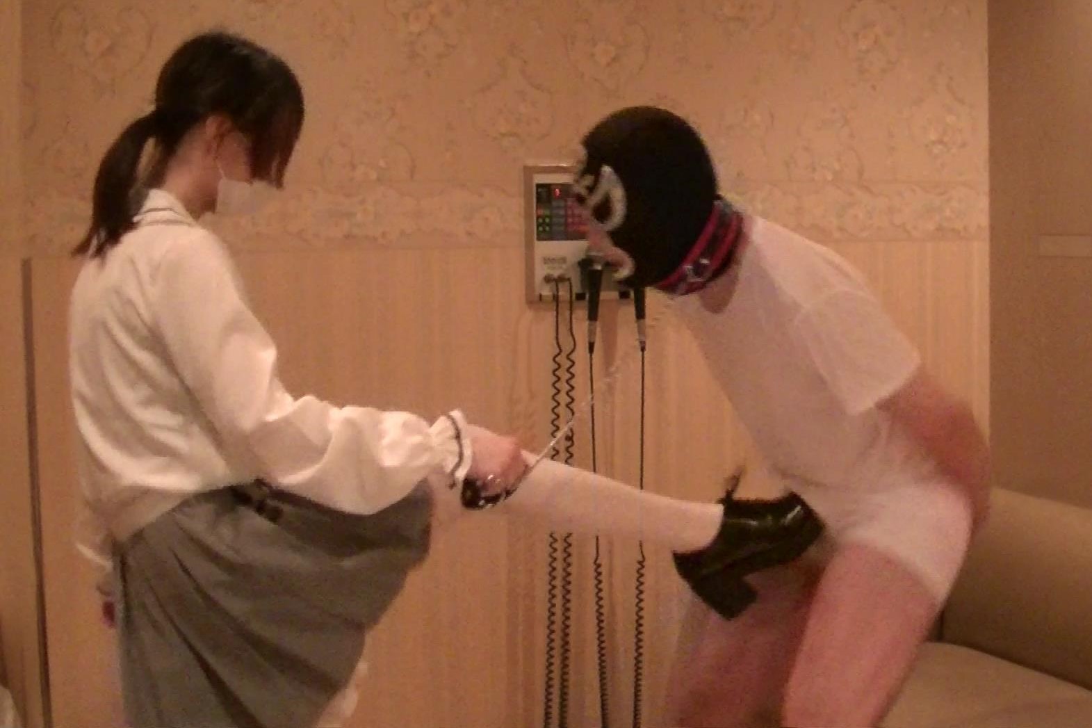 【HD】パパ活おさわりM男撃退　サンプル画像06