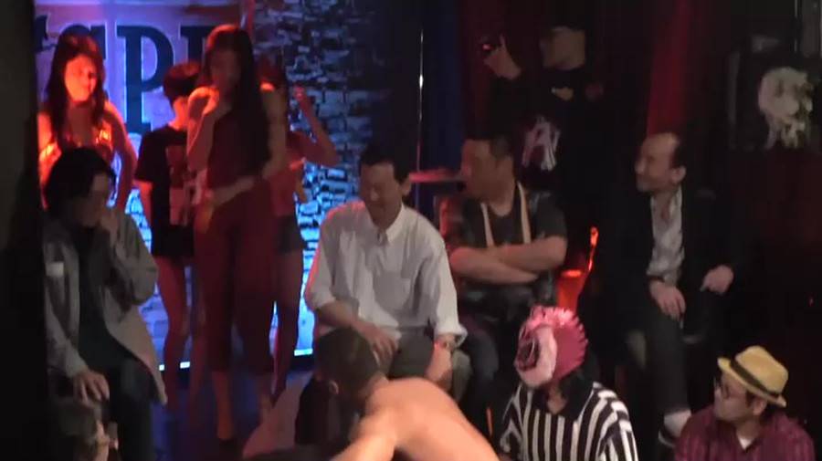 キャットファイト視姦距離マット祭り2019-最後のいたずら…ヤヴァイ!!ガチで電マでイっちゃった!　サンプル画像09