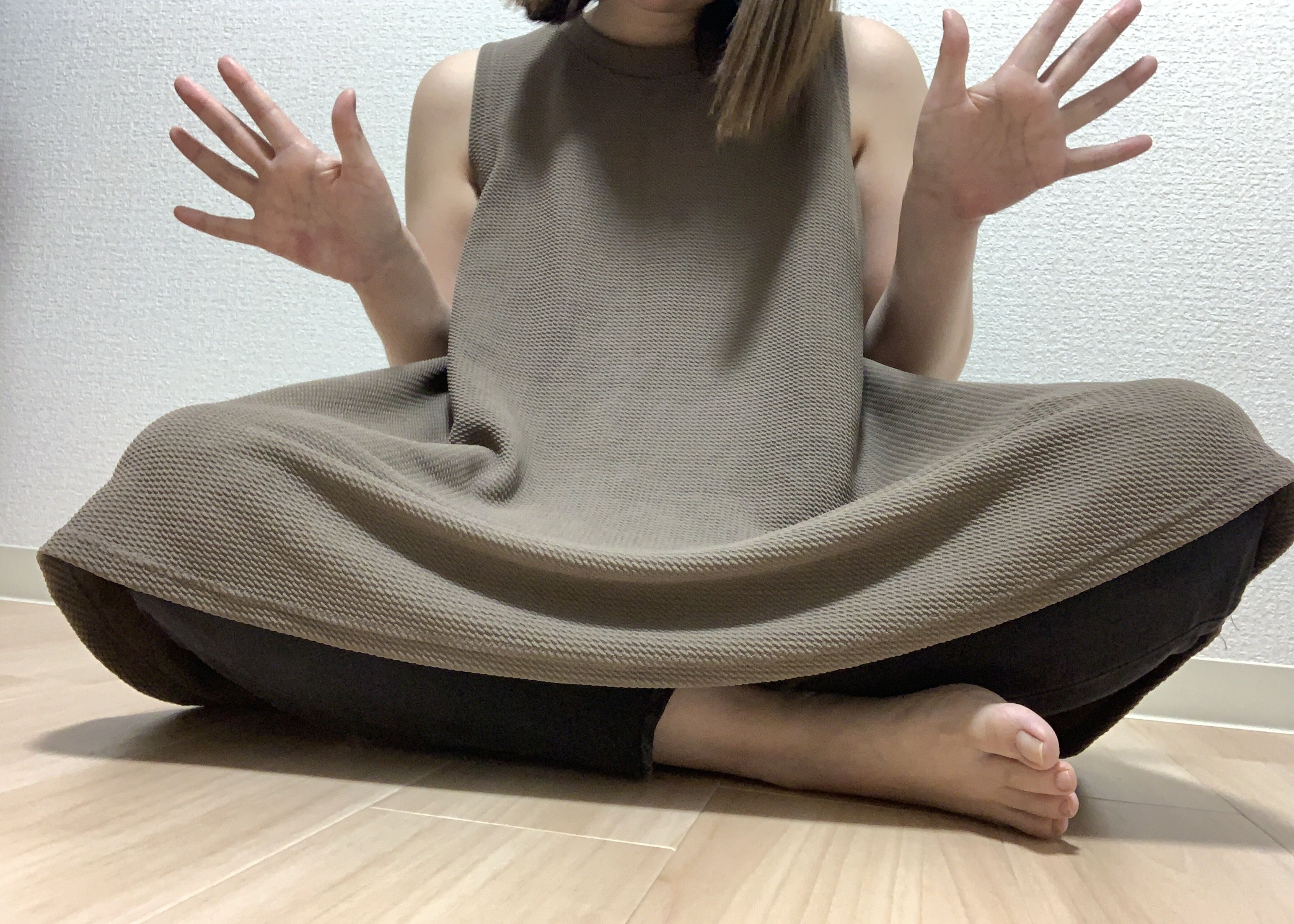 普通の女の子の脇毛抜き-スマホ自撮り◎あんな(26歳)OL　サンプル画像01