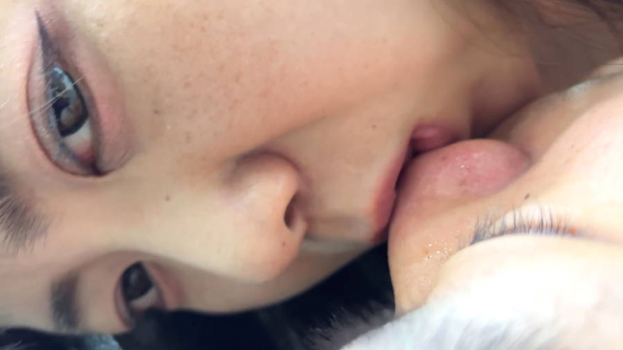 【HD】積極的なあずさちゃんがM男に濃厚鼻フェラ　サンプル画像05