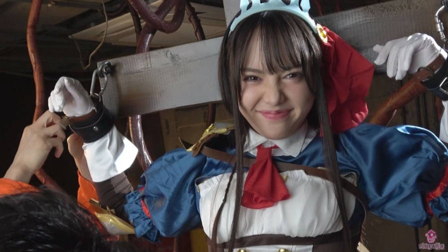 【HD】アイドル絶体絶命★コスプレ緊縛の撮影裏側を大公開!!　サンプル画像09