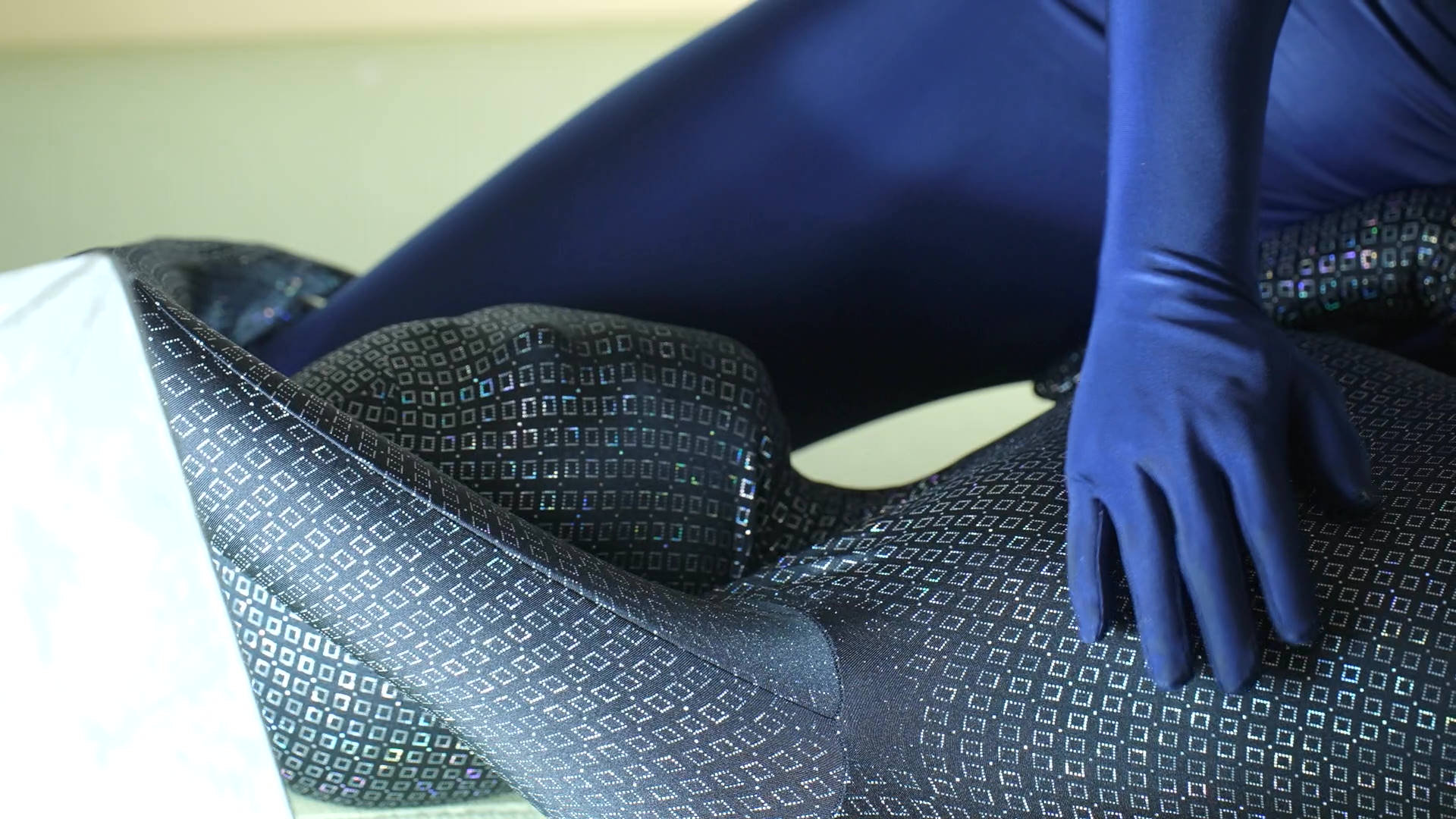 【HD】吸うバイブ挿入密着スリスリ愛撫 加賀美さら　サンプル画像08