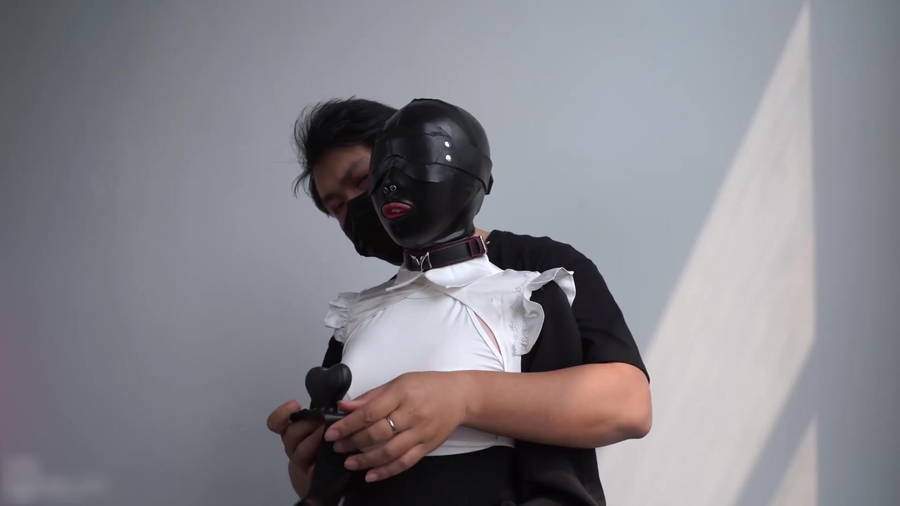 【HD】生贄：好き放題される覆面巨乳メイド　サンプル画像02