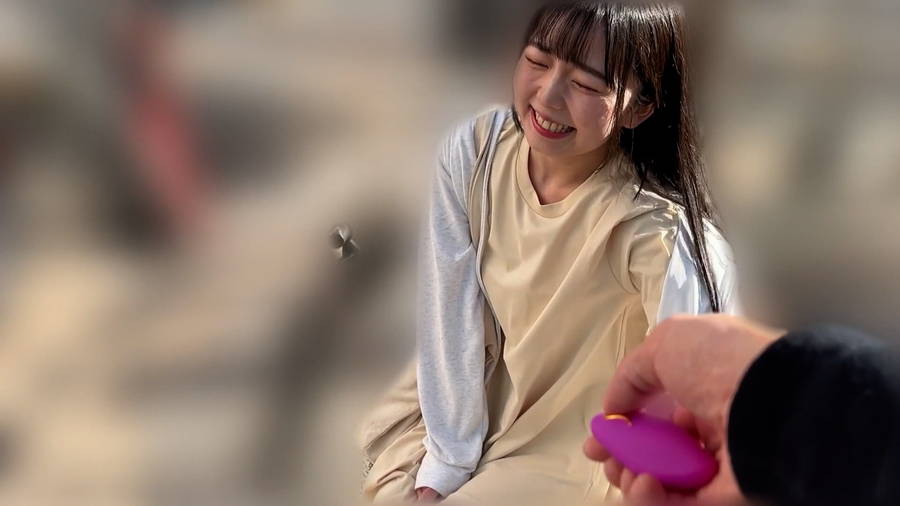 【HD】りおんちゃんとリモバイ散歩！街中で絶頂恥●プレイ！興奮そのまま濃厚中出しSEX　サンプル画像10