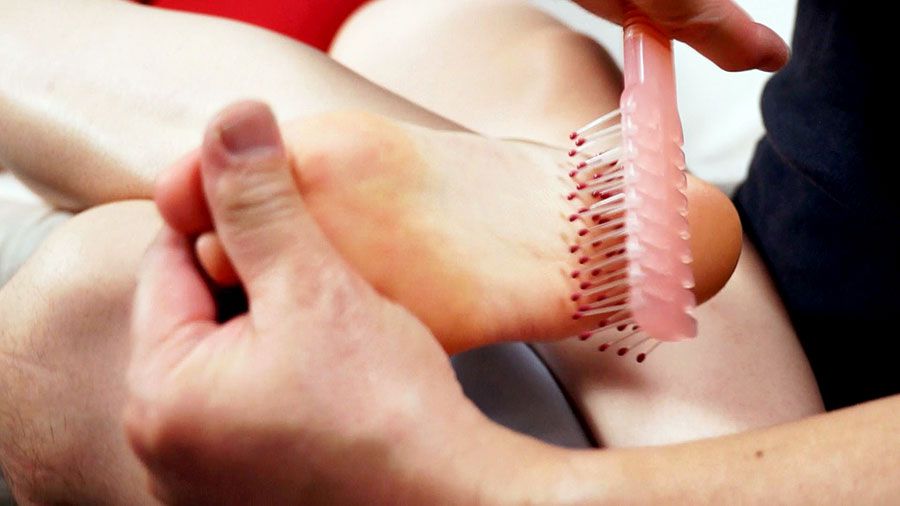 【HD】THE くすぐりFOOT 02　サンプル画像05