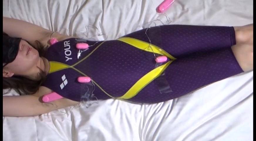 スパッツ競泳水着　スベテカ・トライアングルの誘惑　サンプル画像02