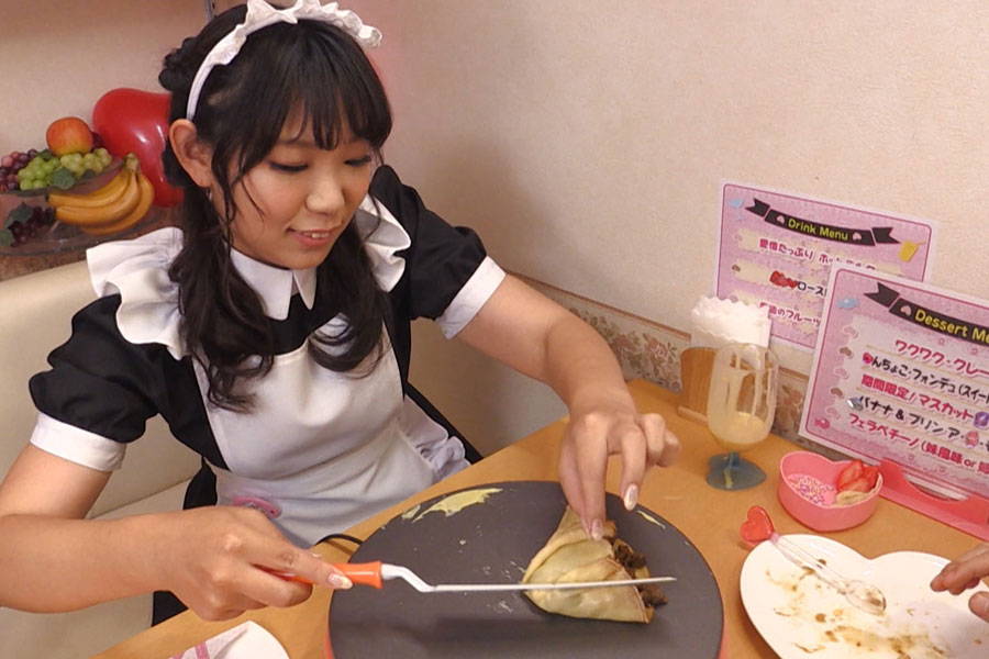 【HD】脱糞メイドカフェ ゆいたん特製！肛門ひり出しワクワク・クレープンを召し上がれ　サンプル画像06