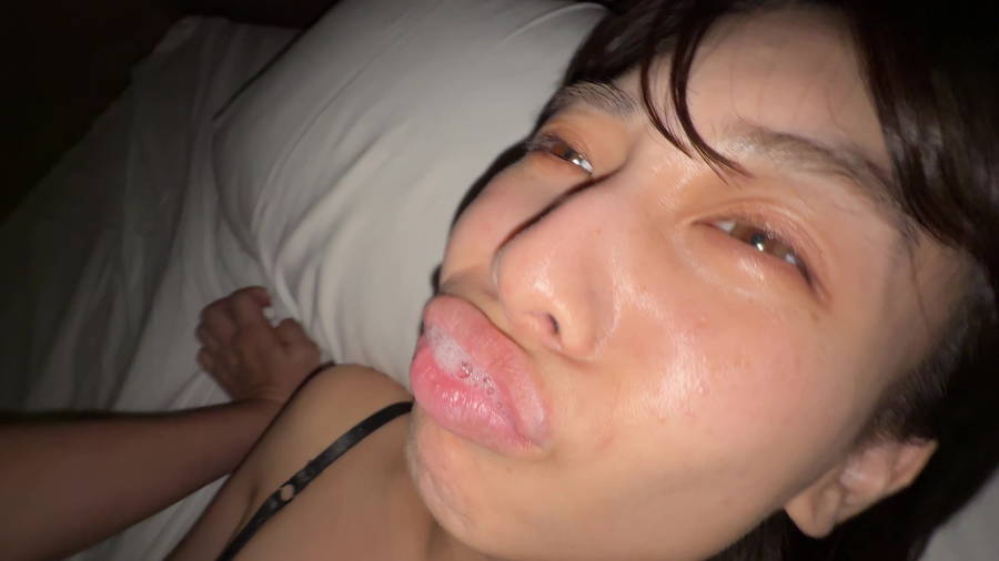 【HD】【個人撮影】湊波流のデカ舌ディープキス＆ツバ鼻吸い　サンプル画像06