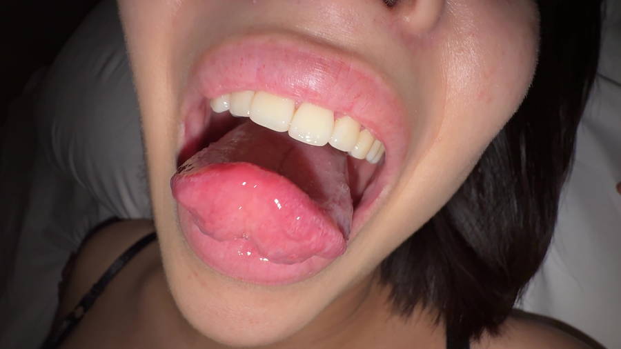 【HD】【個人撮影】湊波流のデカ舌ディープキス＆ツバ鼻吸い　サンプル画像10