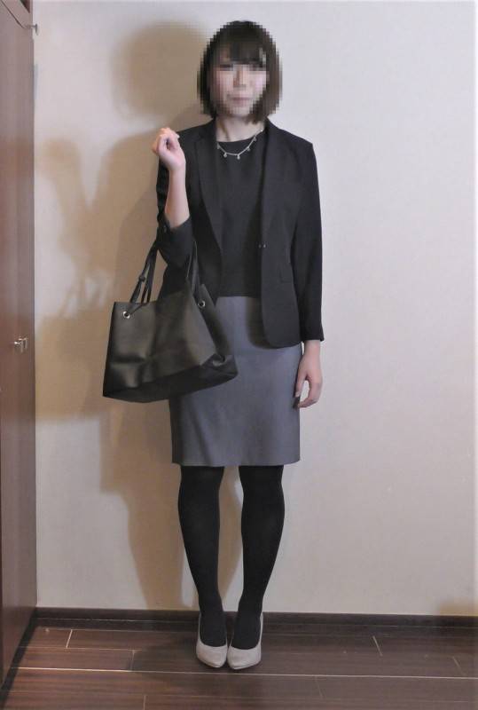 【黒タイツ足コキ射】【スーツ女子】【169cm】タイツ美女の足指を舐めつくす【えり24才OL　前編】【初登場！】【個撮】 サンプル画像