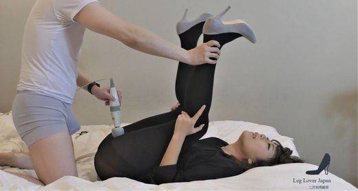 【黒タイツ足指舐めズーム】【スマタ射！】【スーツ女子】タイツ美女の足指を舐めつくす【えり24才OL　後編】【169cm】【個撮】　サンプル画像1