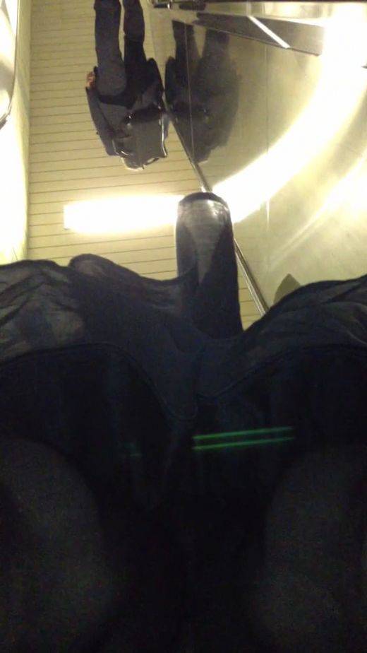 【本物素人】専門学生みのりPart2-1『挨拶&私服チェック』　サンプル画像2