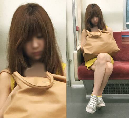 何度も脚を組み替えてスカートの中を見せてくれるモデル風美女（其の二） サンプル画像