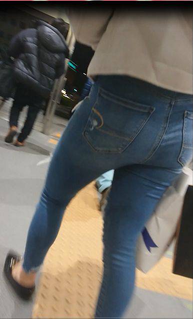 【尻百景】突き出し尻軽女２　サンプル画像3