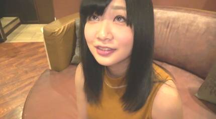 美巨乳の19歳浪人生がFカップを揺らして緊張の初ハメ撮り サンプル画像