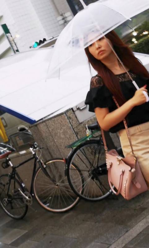 捲ります。(20)熟女編11❤️ サンプル画像