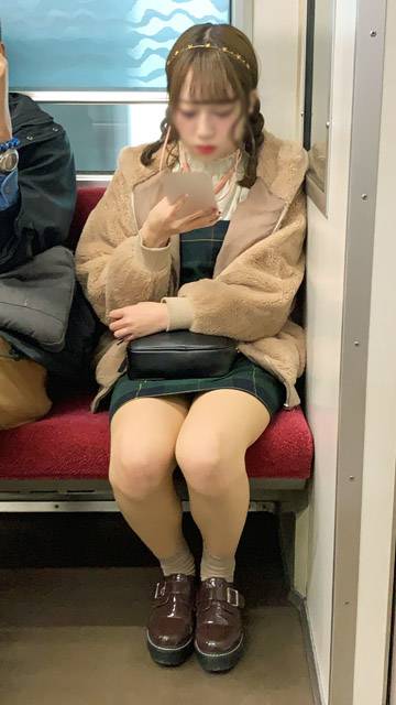トップアイドル級！白パンツを見せてくれた可愛すぎる美少女（其の十）　サンプル画像2
