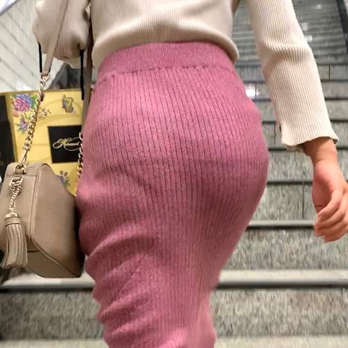 【エロバックパンティーライン】エロいモッチリパンティーラインを強調する清楚敬女の肉尻を犯す！【464】 サンプル画像