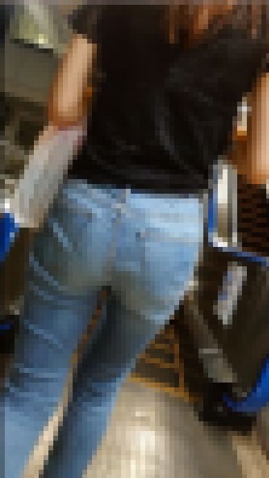 【極上尻】寝バックでガンガン突きたいフェロモンムンムンお姉さんのジーンズ尻5　サンプル画像1