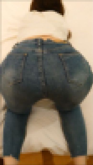 【極上尻】バックから連続ピストンしたいウエスト細めの強調上向きデニムヒップ２　サンプル画像3