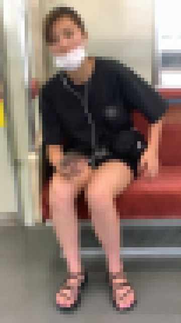 カメラを向けた瞬間にガードをする警戒心が強い女子大生（前編）　サンプル画像1