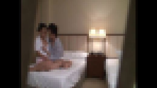 盗撮 欲情した人妻マッサージ師!File.3 サンプル画像