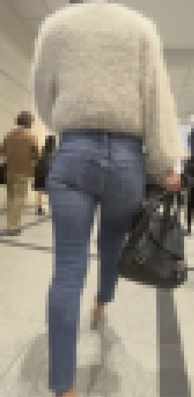 激アツおかず171（肉尻が躍動する美人お姉様） サンプル画像