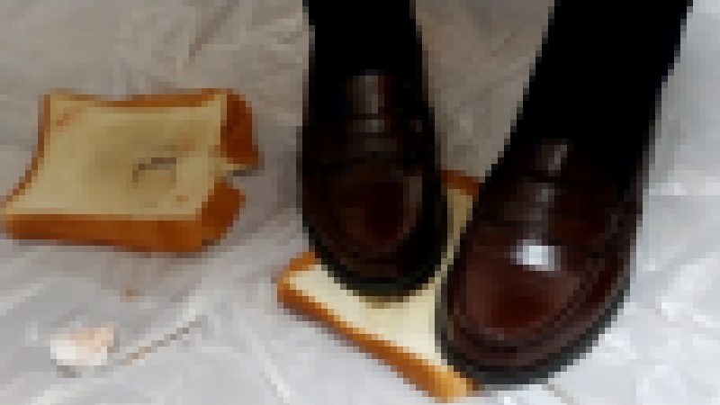 森田さんの制服ローファー / 食パン サンプル画像