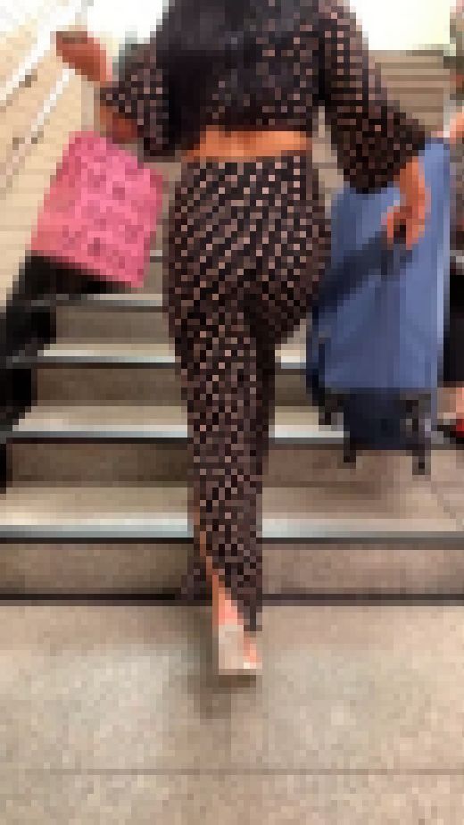 《超意外！！！》 No.1262【心の優しさにプルプルお尻に惚れてしまう】　サンプル画像1