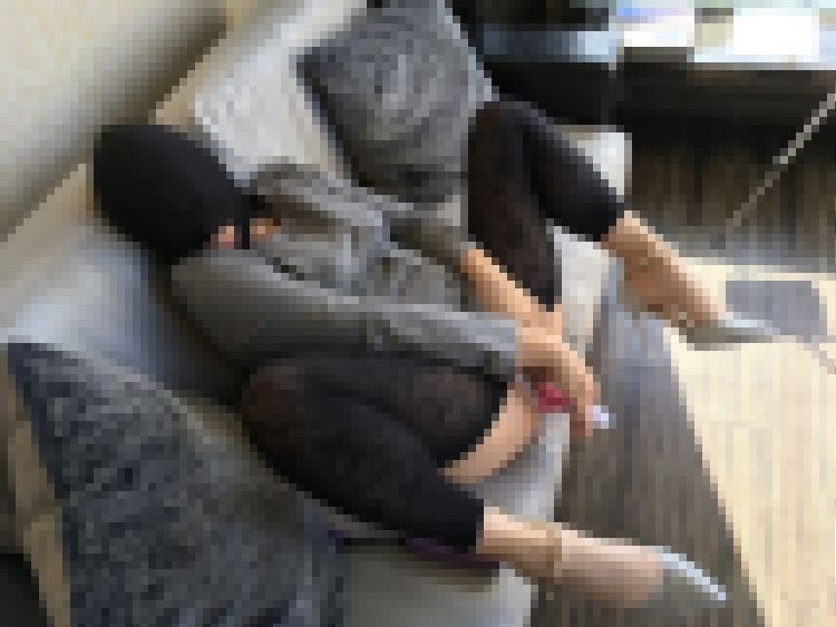 セレブ冴栄子の「出社前だけどセックスして!硬いち〇ポ、お口にちょうだい!」 サンプル画像
