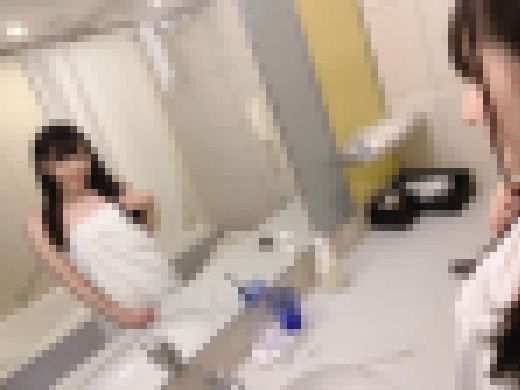個撮)＃合法ロ●っ娘 ＃痙攣アクメ。控え目に言って可愛すぎる黒髪美少女アイちゃん。感度抜群Cカップエロボディが痙攣しまくりなパコ　サンプル画像1