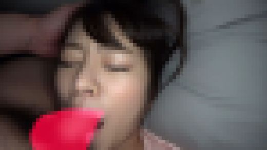 民泊イタズラ　気絶状態をハメ撮りされた女2　サンプル画像2