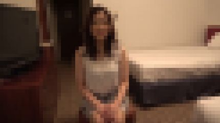 結婚半年のEカップ美巨乳の32歳人妻が初ハメ撮りで喘ぎまくって繰り返し絶頂　サンプル画像1