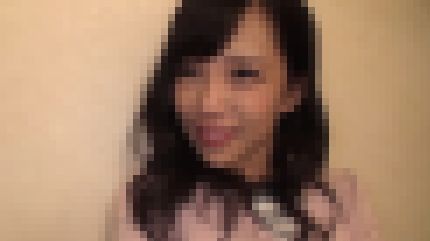 スレンダー巨乳の27歳人妻がインタビューだけのはずが生ハメされた挙げ句に中出し サンプル画像