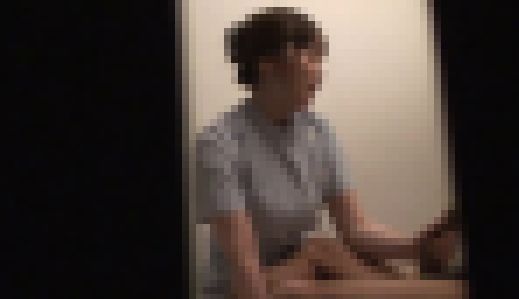 フル勃起チ○ポを見てしまったマッサージ嬢!File.2 サンプル画像