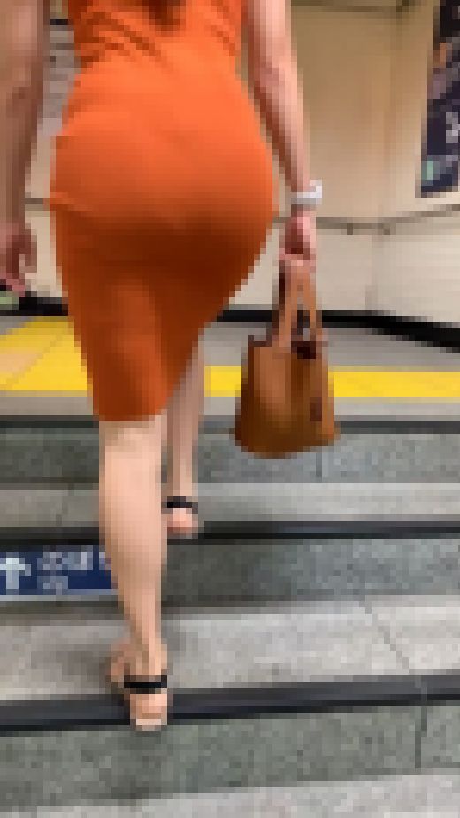 《夏でも居た！クリGIRL》 No.1323【腰肉に食い込むTバックがお見事です】　サンプル画像2