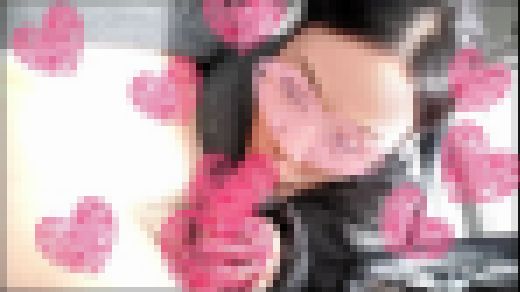 奥までイラマ！出勤前に車内でフェラチオしてくれる事務職さん♪【車内個撮】　サンプル画像2