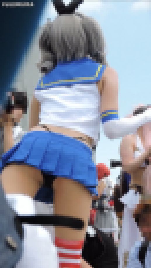 コスプレ2017夏スカートの中丸見えにフル勃起！前傾姿勢お尻突き出し【動画】イベント編 3877と3875セット販売　サンプル画像3