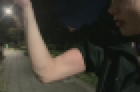 筋トレ女子の力こぶ　サンプル画像3