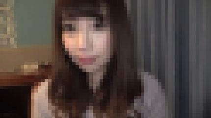 真面目で清楚な26歳塾の受付嬢が初ハメ撮りで激しくピストンされて喘ぎまくる サンプル画像