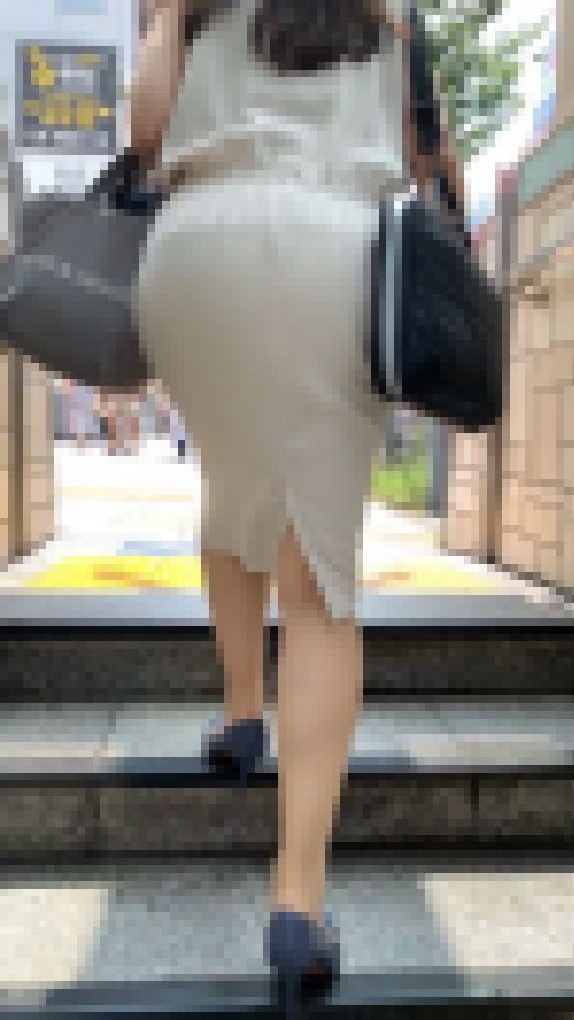 《ワンピの美尻》 No.1397【Vol1・エロを意識していないのにエロいOL着衣尻】　サンプル画像3